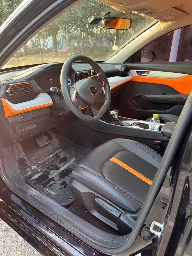 济宁22年东风奕炫6