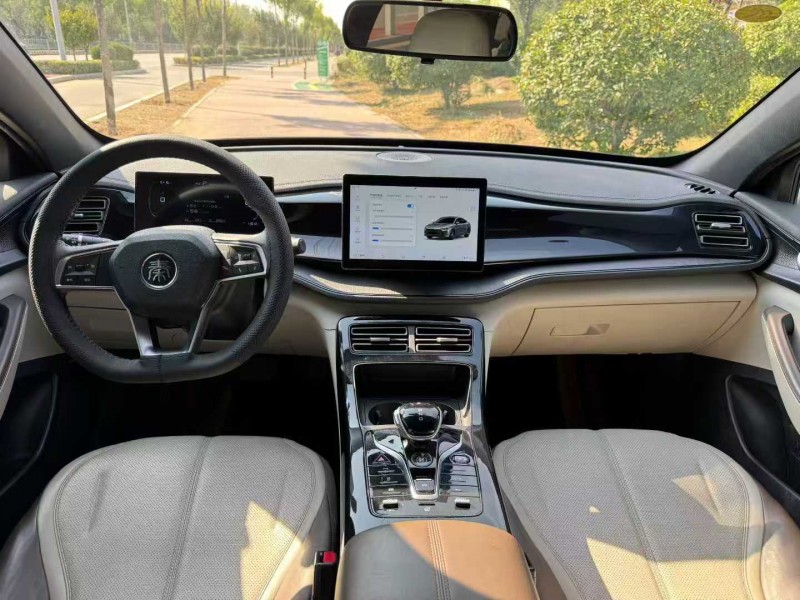 济宁24年比亚迪秦8