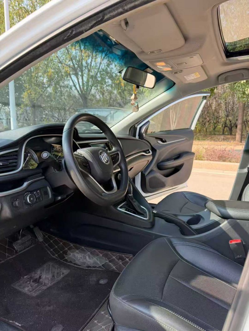 东营23年别克英朗4