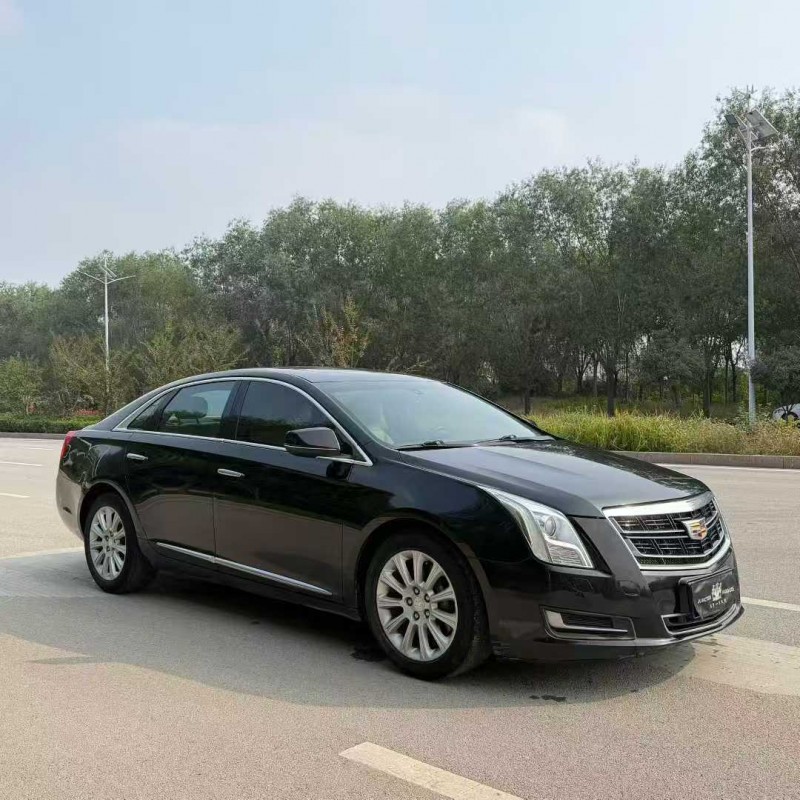 枣庄17年凯迪拉克XTS3