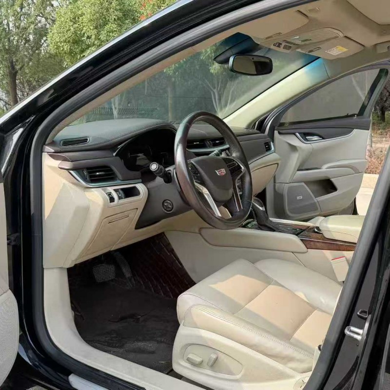 枣庄17年凯迪拉克XTS4