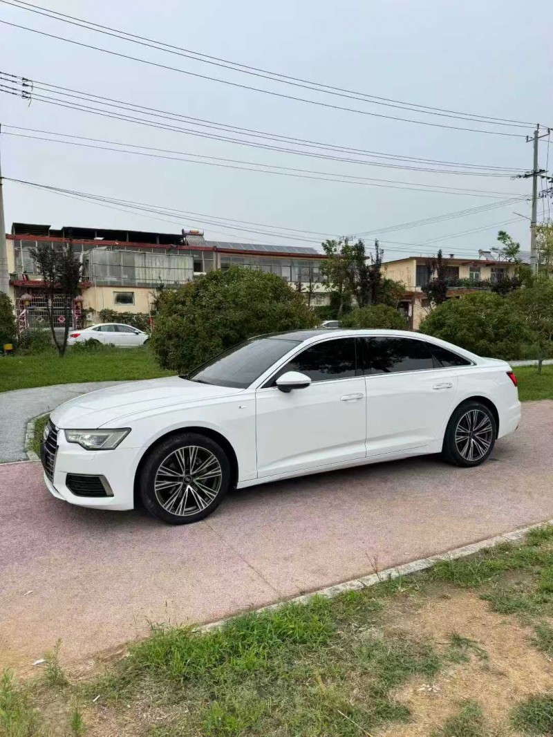 烟台19年奥迪A6L3