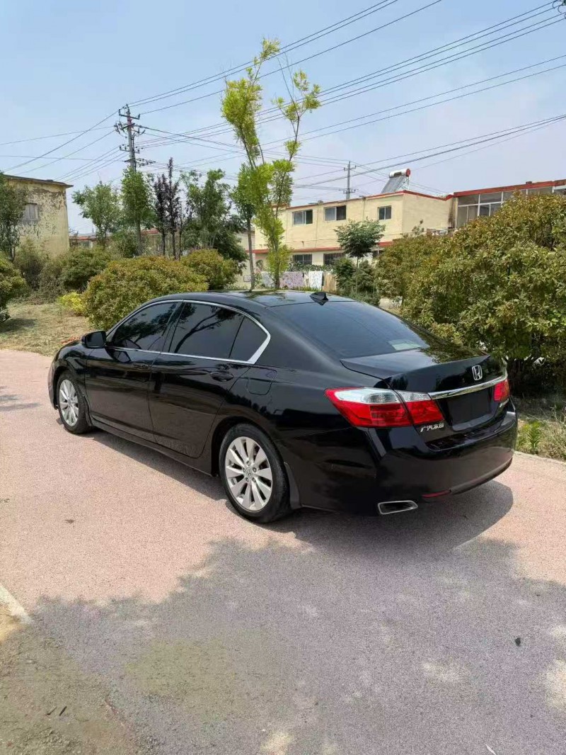 烟台15年本田雅阁5