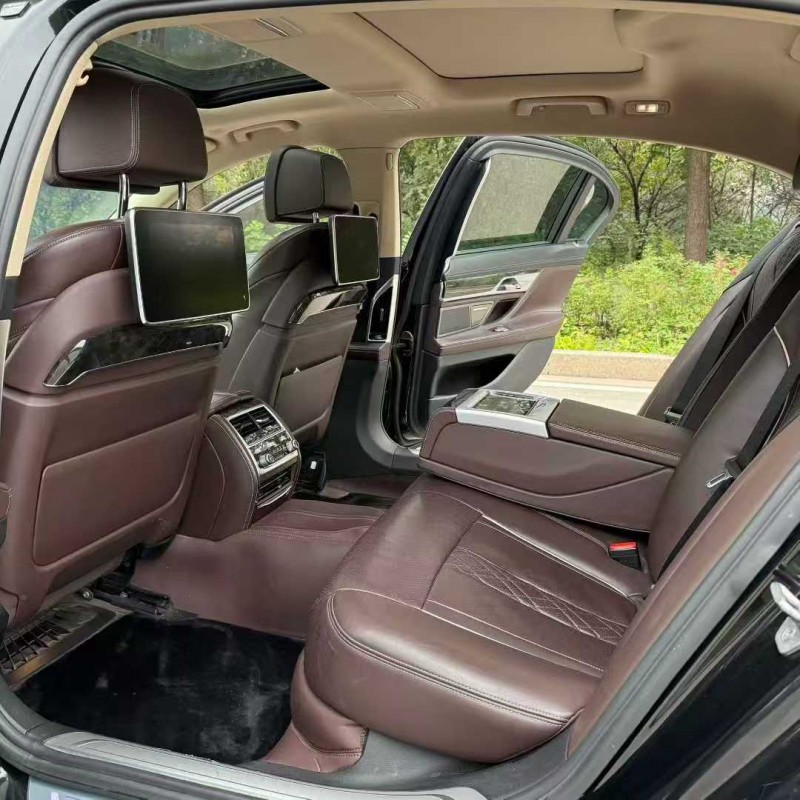 淄博16年宝马7系4