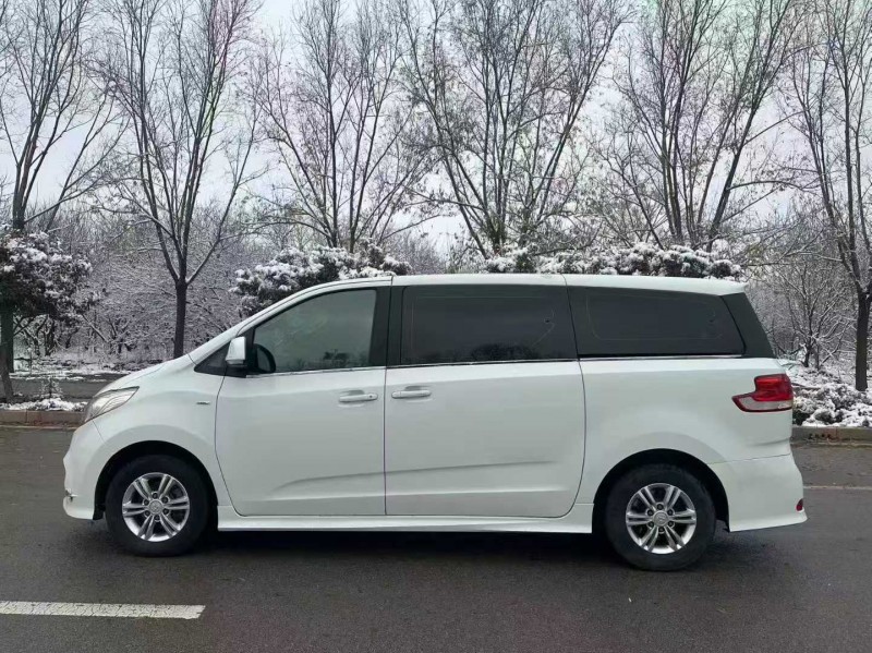 济宁19年大通G107