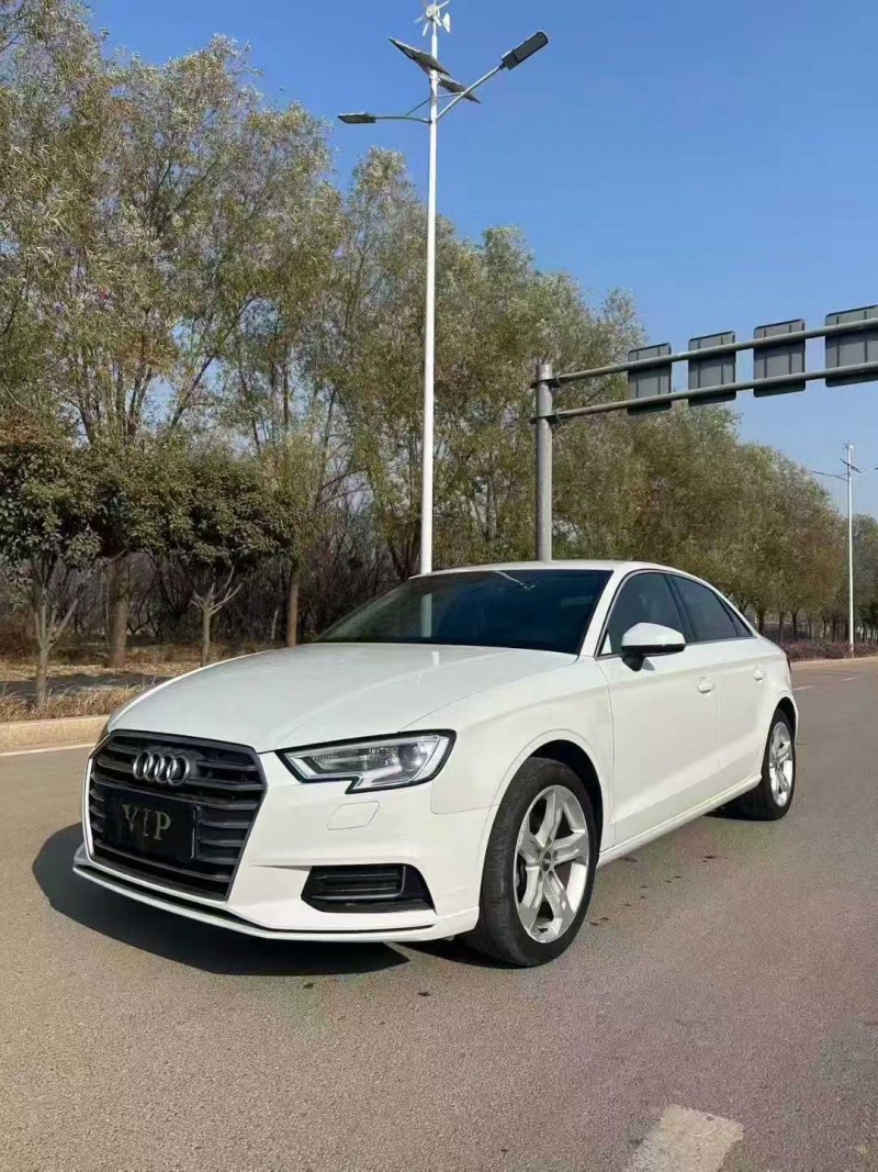潍坊19年奥迪A33