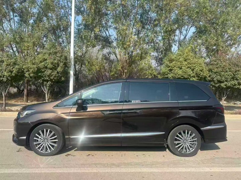 东营22年本田艾力绅7