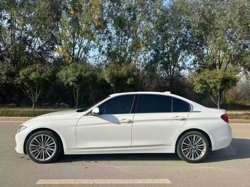 潍坊19年宝马3系9