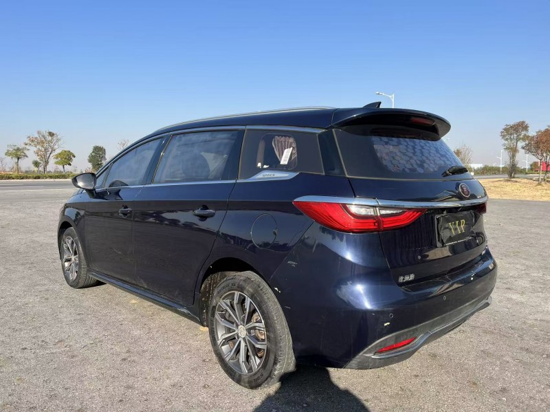 盐城20年比亚迪宋9