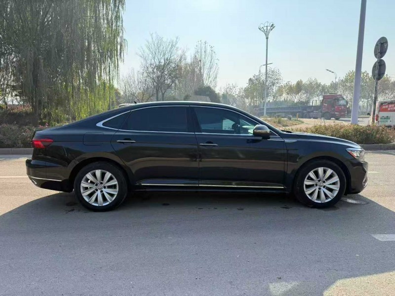 济宁20年大众帕萨特7