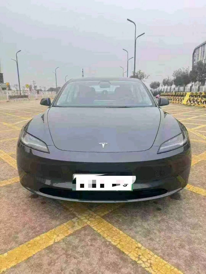 邯郸25年特斯拉MODEL 31
