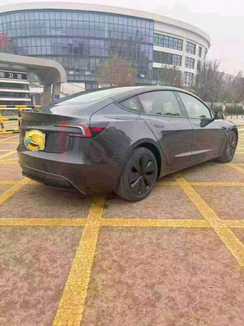 邯郸25年特斯拉MODEL 37