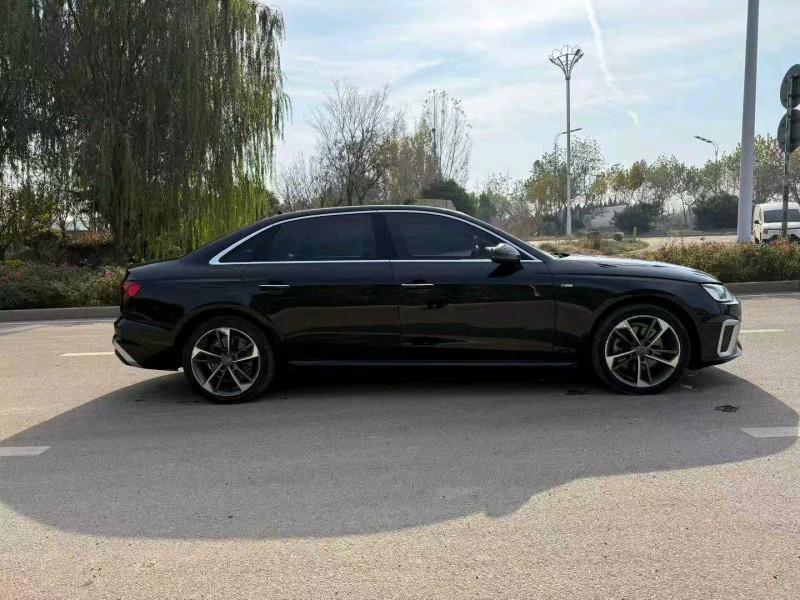 济宁21年奥迪A4L8