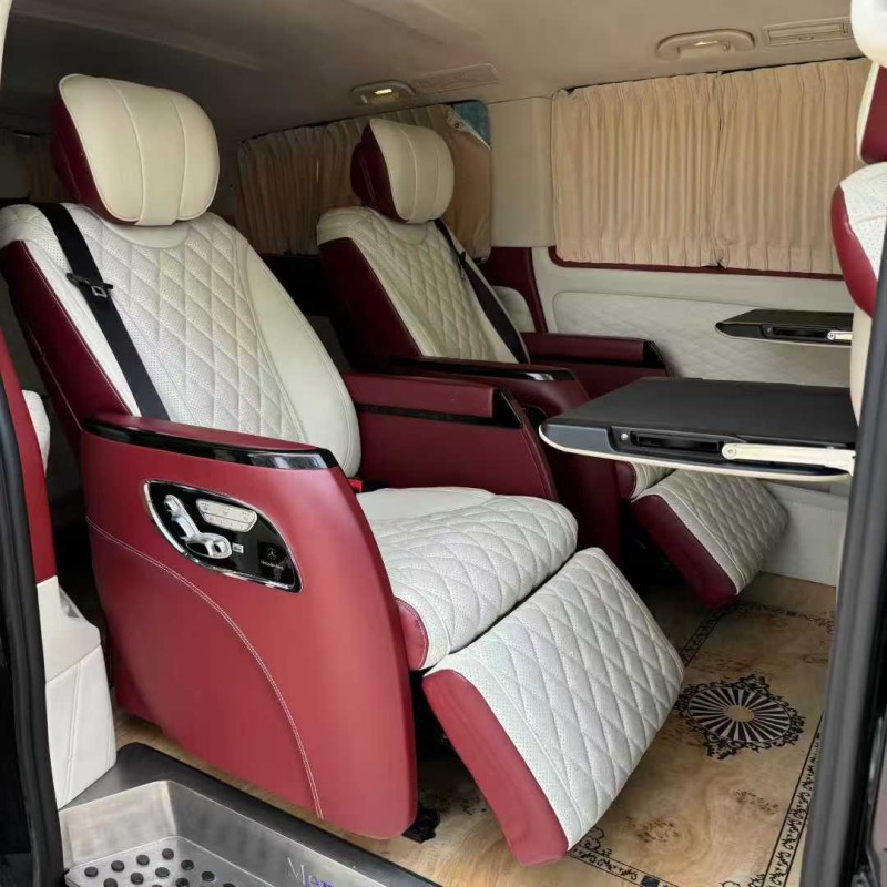 济宁20年奔驰威霆5