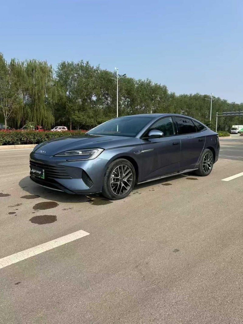 济宁23年比亚迪海豹3