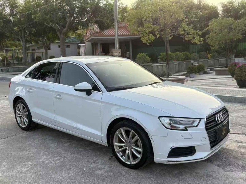 揭阳18年奥迪A33