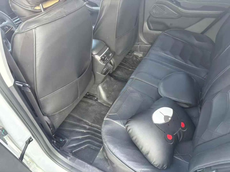 揭阳24年吉利帝豪9