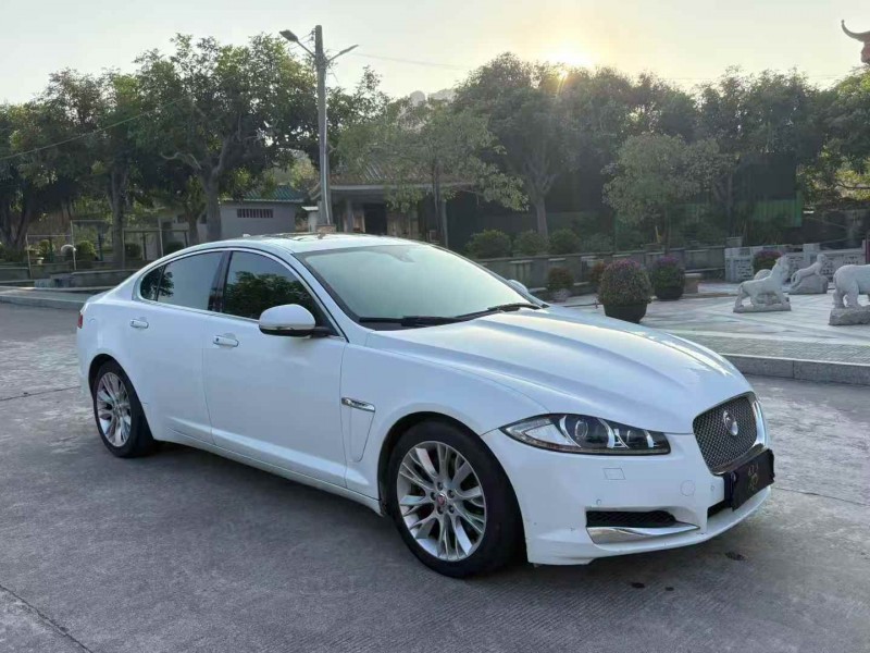 揭阳14年捷豹XF2