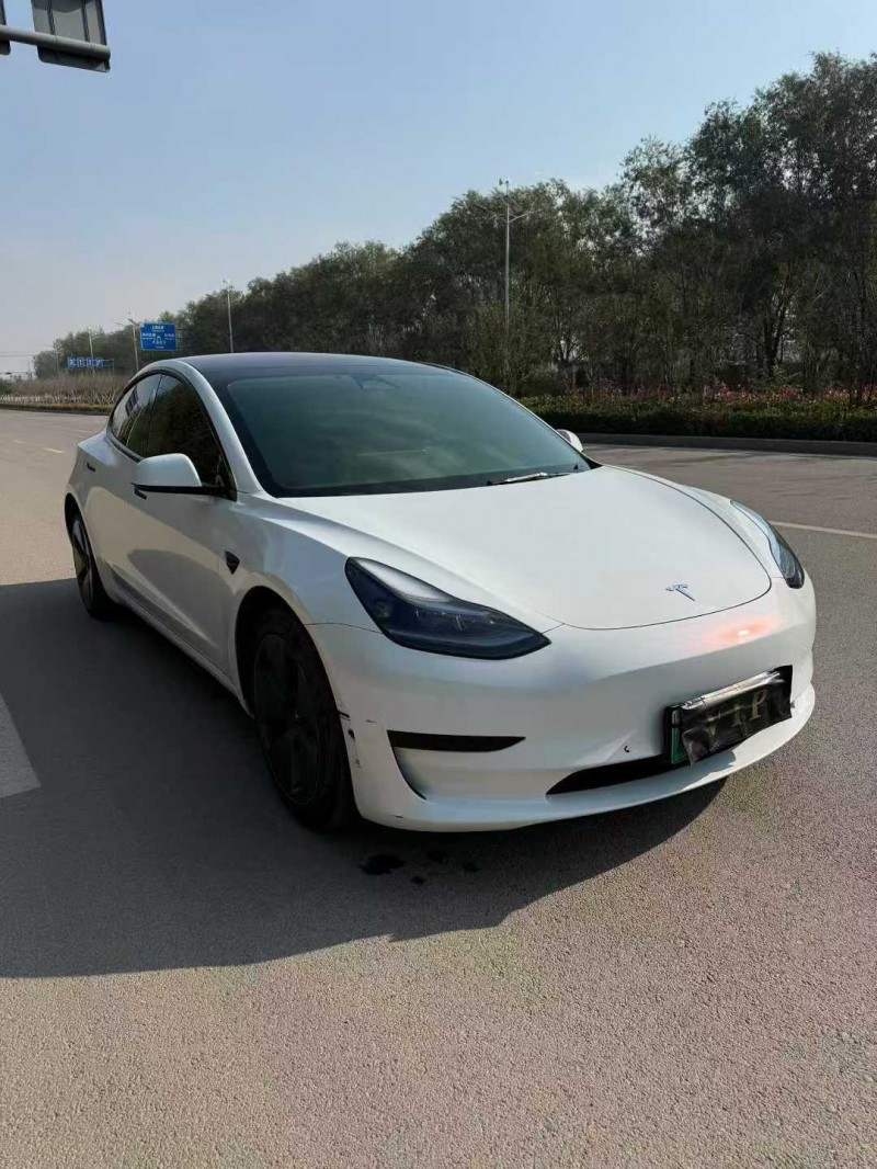 烟台23年特斯拉MODEL 32