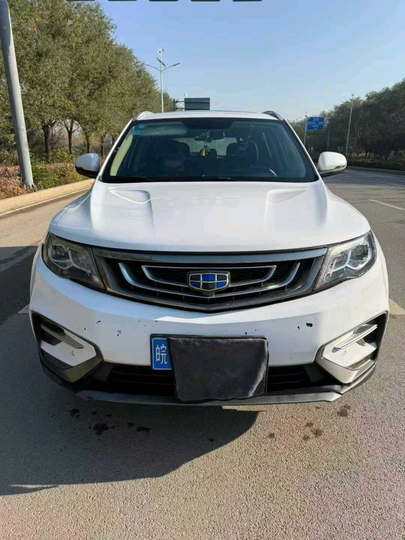 济宁20年吉利博越1