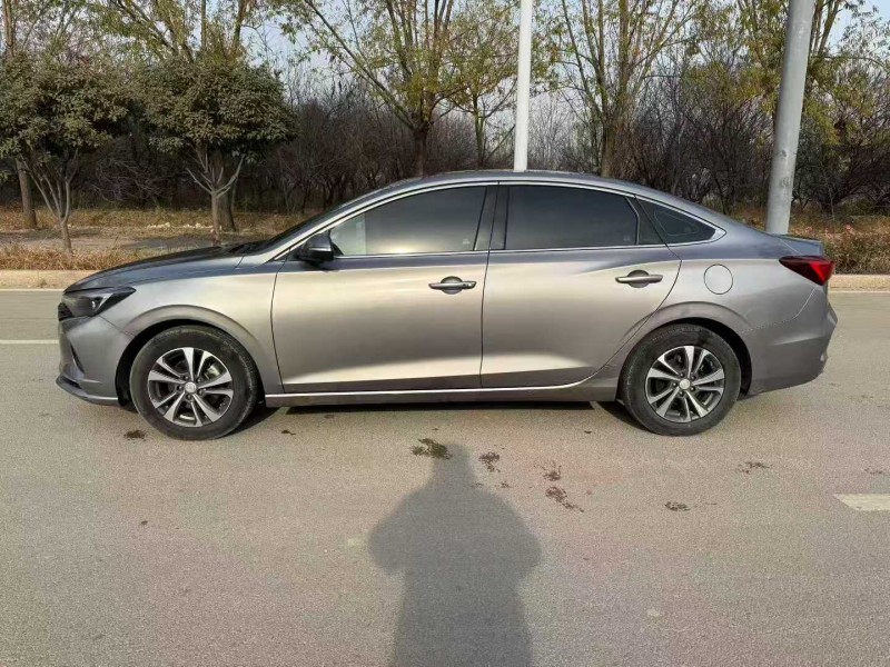 烟台21年长安汽车逸动7