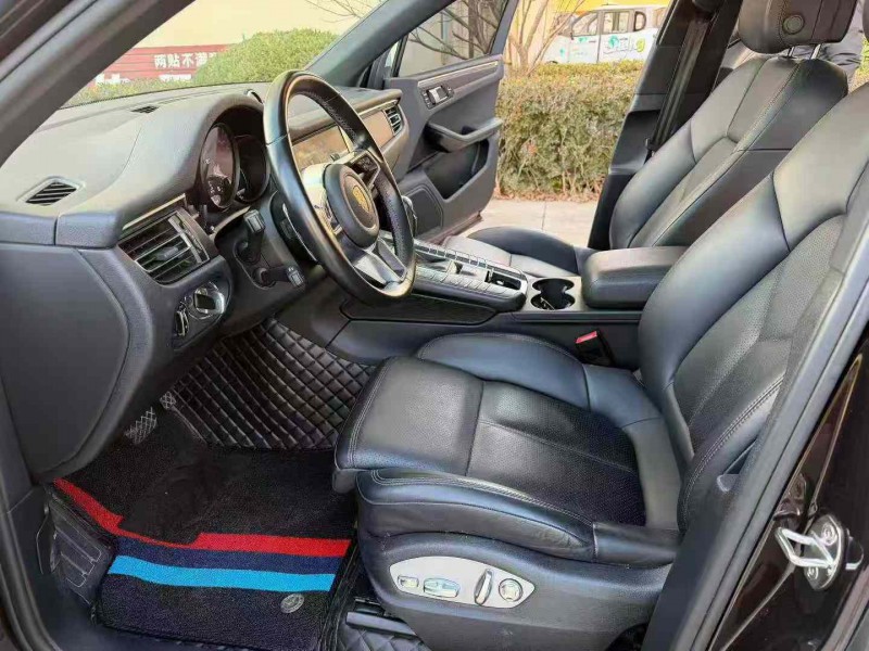 徐州19年保时捷Macan5