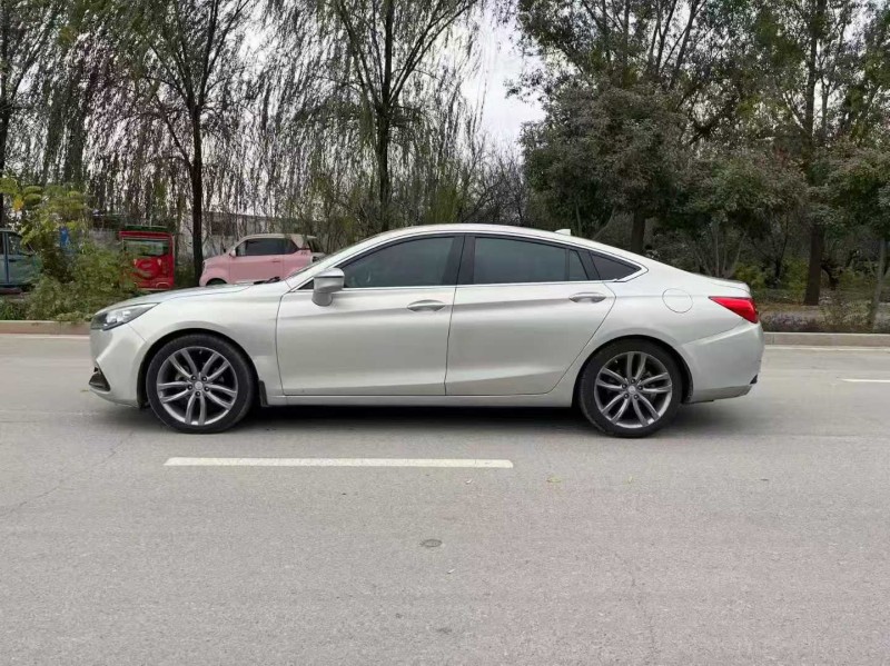 东营18年红旗H57