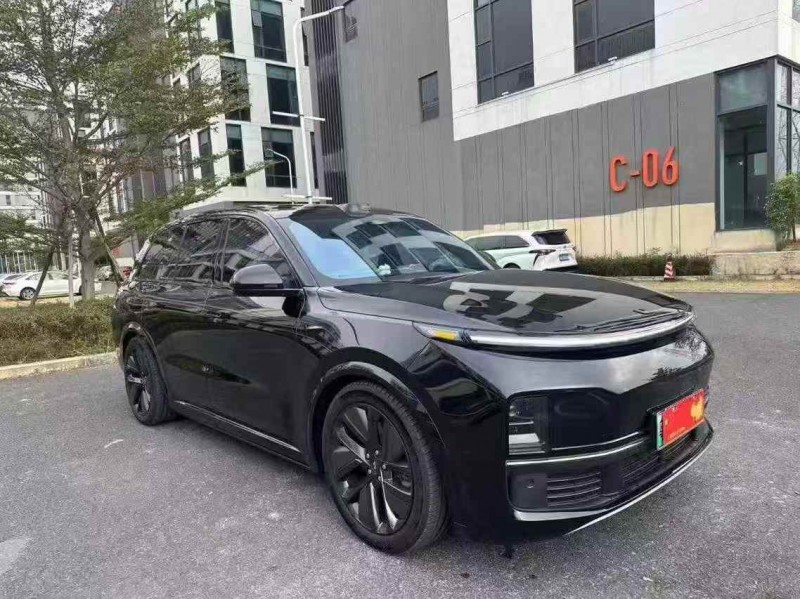 广州24年理想L83