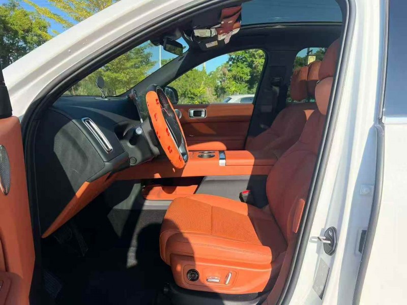 广州24年理想L66