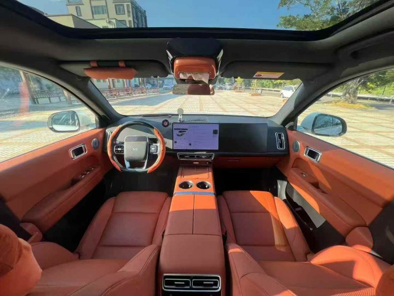 广州24年理想L67