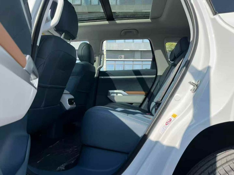 广州25年长安汽车深蓝8