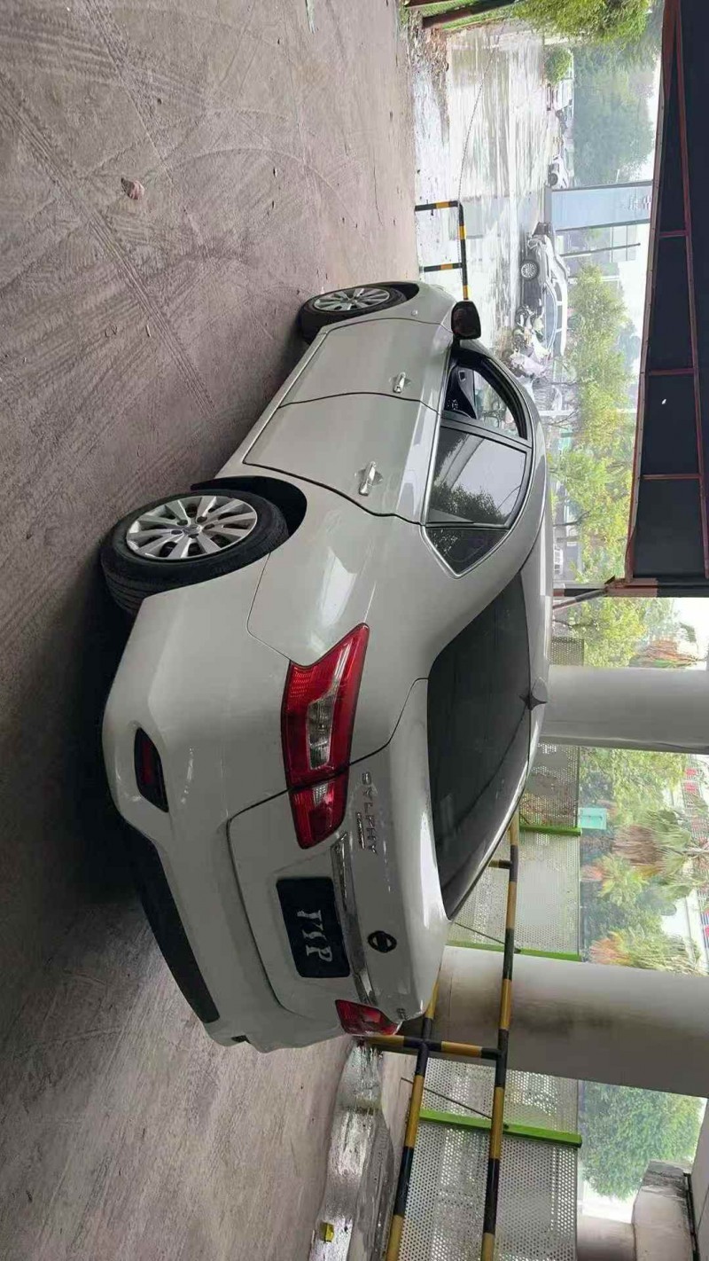 广州20年日产轩逸7