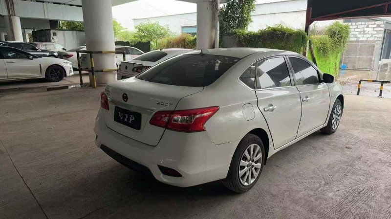 广州20年日产轩逸8