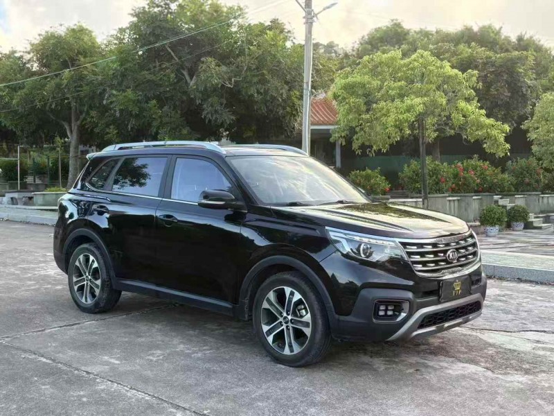 揭阳18年起亚智跑2