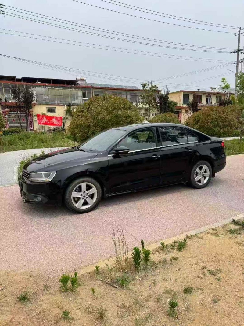 枣庄13年大众速腾2