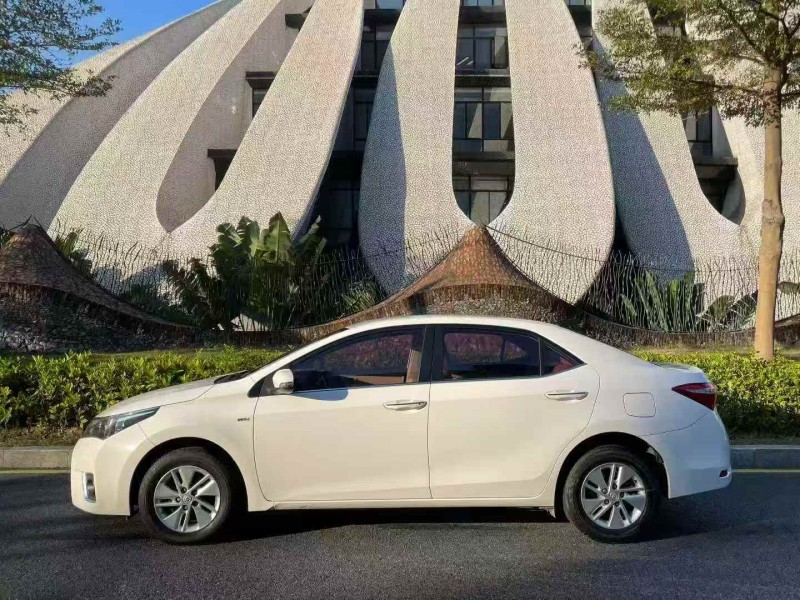 广州17年丰田卡罗拉8