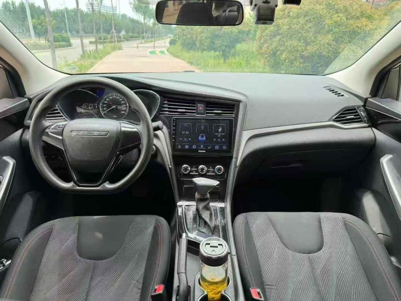 枣庄19年启辰D606