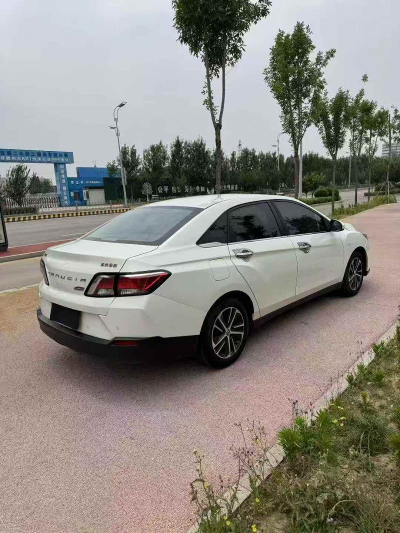 枣庄19年启辰D608