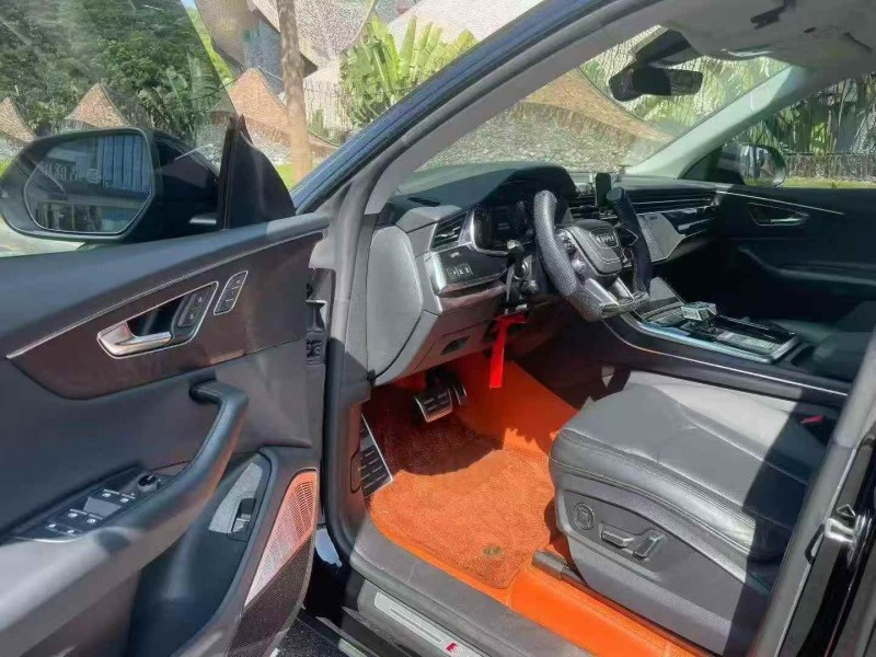 深圳22年奥迪Q84