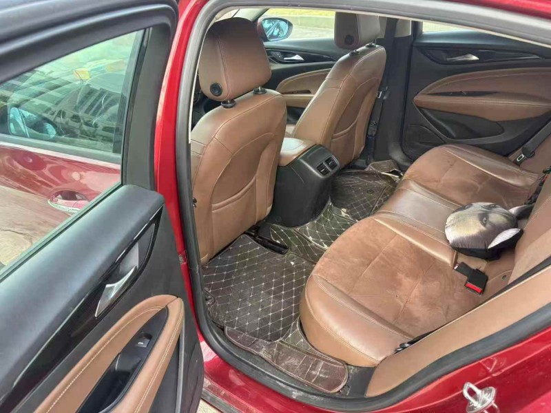 揭阳19年别克君威9