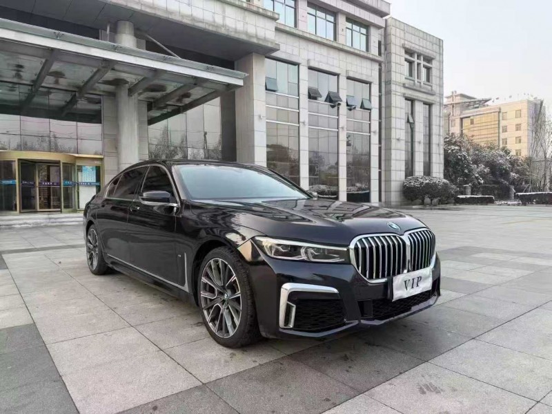 济宁20年宝马7系2