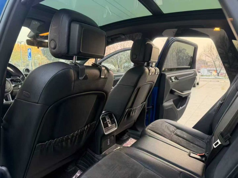 东营19年保时捷Macan4