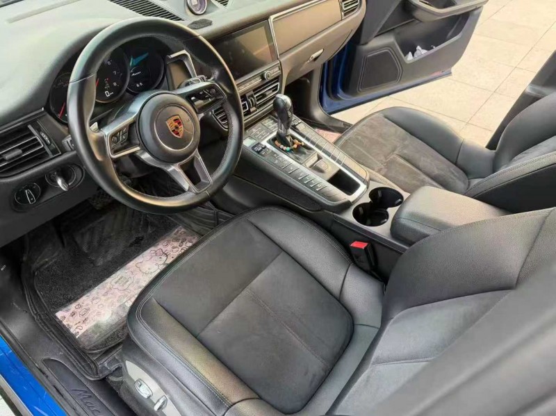 东营19年保时捷Macan5