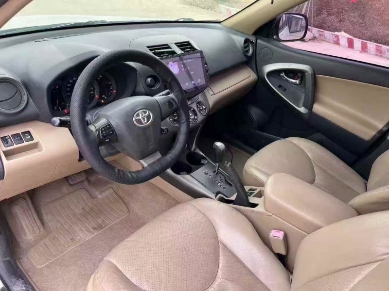 菏泽12年丰田RAV46