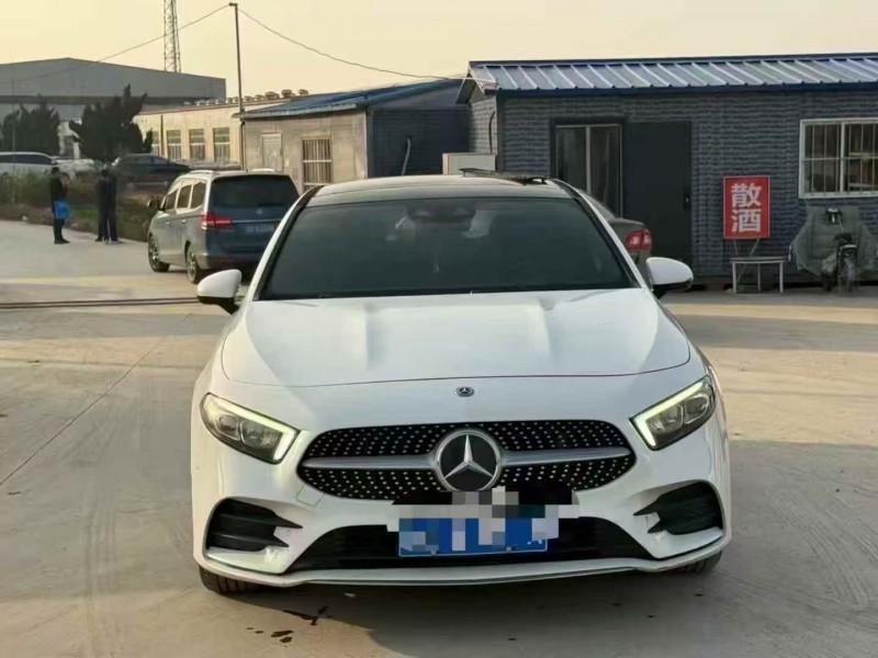 菏泽19年奔驰A1