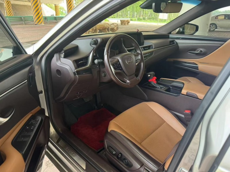 松原20年雷克萨斯ES4