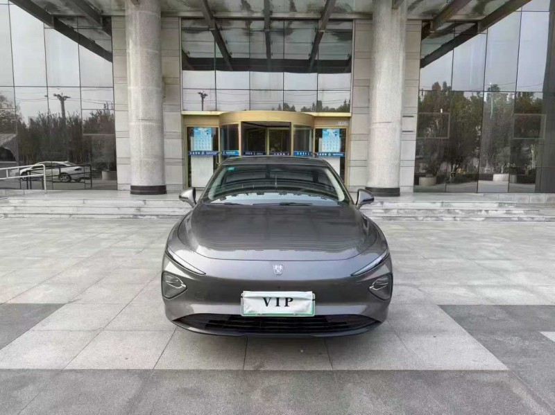 东营23年荣威D71