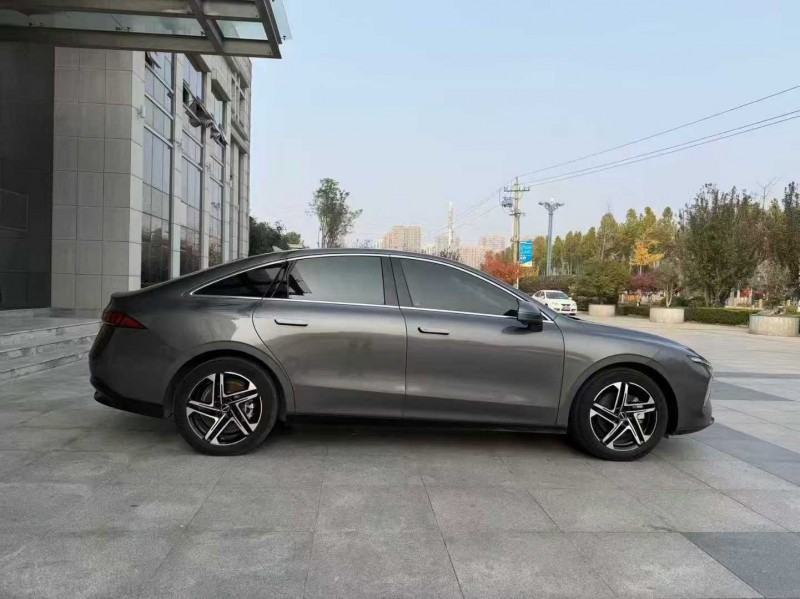 东营23年荣威D77