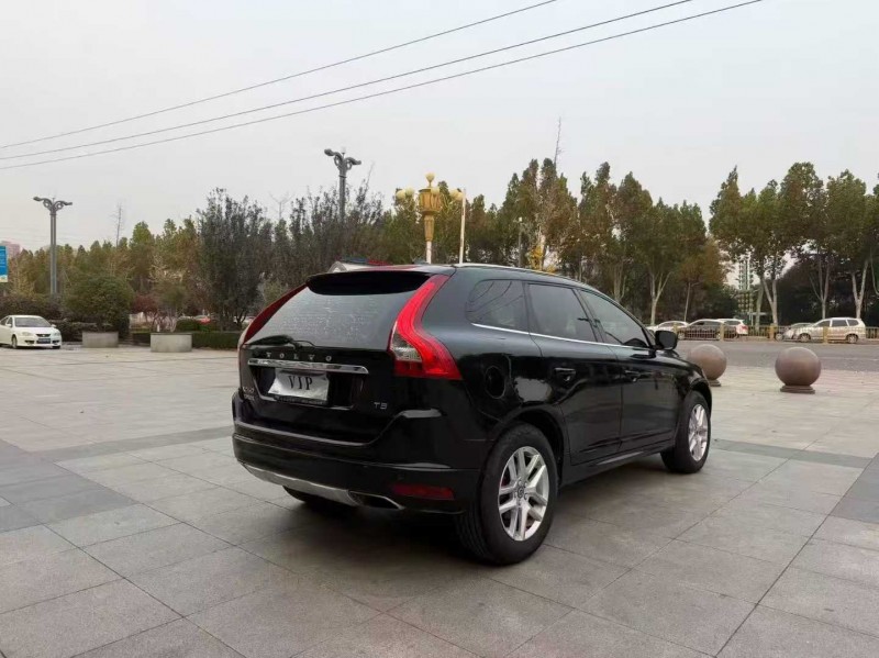 济宁17年沃尔沃XC607