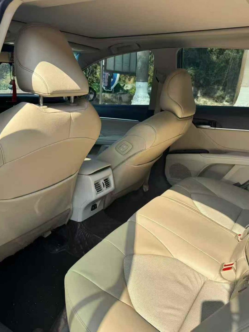 广州20年丰田凯美瑞4